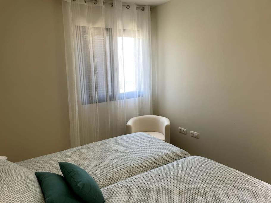 Vivienda Adosada En Castillo, كاليتا ذي فوستي المظهر الخارجي الصورة
